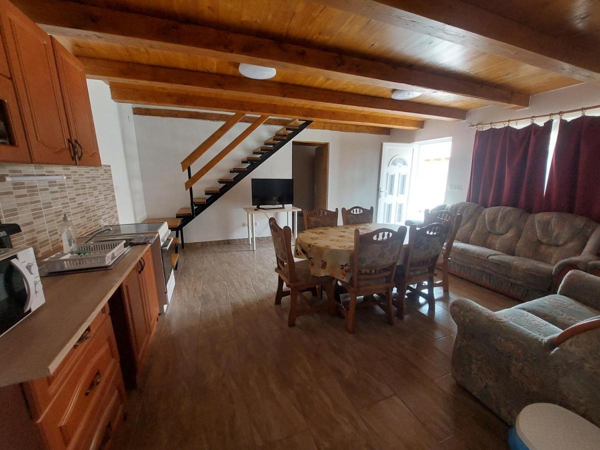 Orban Nyaralohaz Villa Kovagoors Екстериор снимка